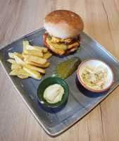 DOUBLE CHEESEBURGER