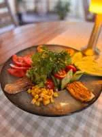IZGARA HELLİM SALATA